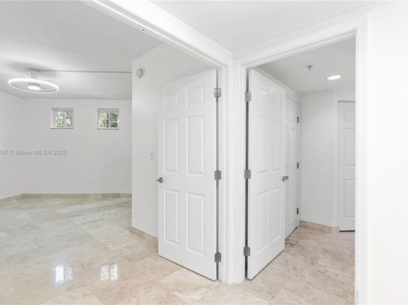 100 Meridian Ave 216, Miami Beach FL 33139
