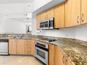 100 Meridian Ave 216, Miami Beach FL 33139