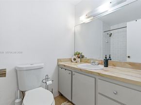 4726 SW 67th Ave F6, Miami FL 33155