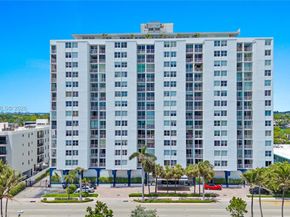 6450 Collins Ave 204, Miami Beach FL 33141