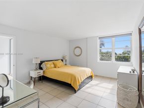 6450 Collins Ave 204, Miami Beach FL 33141