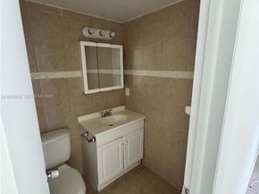 18 Hastings B 18, West Palm Beach FL 33417