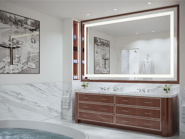 1420 S Miami Ave 5806, Miami FL 33130