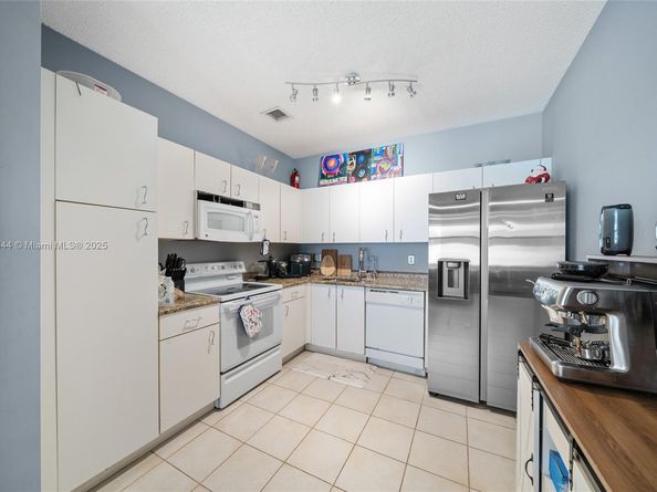 16829 SW 1st Mnr, Pembroke Pines FL 33027