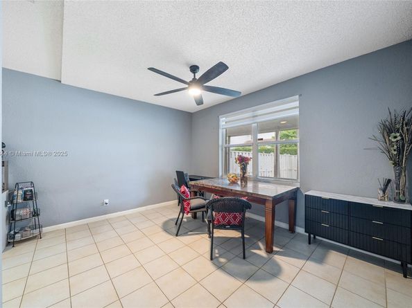 16829 SW 1st Mnr, Pembroke Pines FL 33027