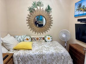 2000 Island Blvd 203, Aventura FL 33160