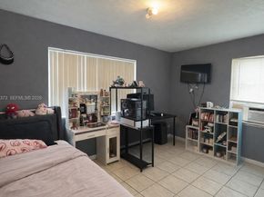 330 NW 23rd Ct, Miami FL 33125