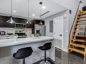 1741 NW 44th St, Miami FL 33142