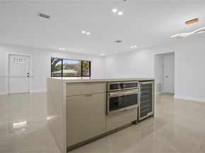 5280 SW 90th Ave, Cooper City FL 33328