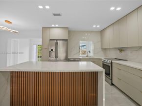 5280 SW 90th Ave, Cooper City FL 33328