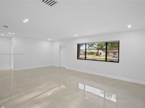 5280 SW 90th Ave, Cooper City FL 33328