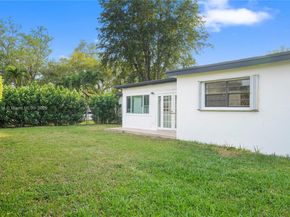 5280 SW 90th Ave, Cooper City FL 33328