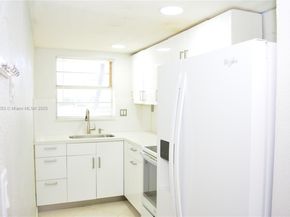 705 NE 2nd St 4, Hallandale Beach FL 33009