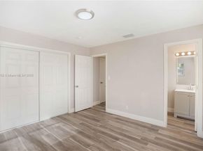 Undisclosed Address #A11895252, Fort Lauderdale FL 33312