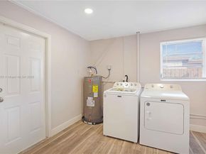 Undisclosed Address #A11895252, Fort Lauderdale FL 33312