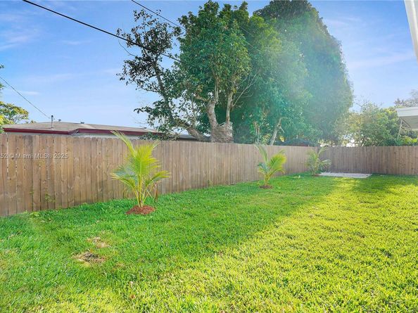 Undisclosed Address #A11895252, Fort Lauderdale FL 33312