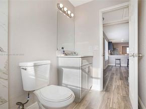 Undisclosed Address #A11895252, Fort Lauderdale FL 33312