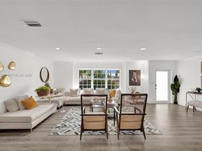 2301 NE 196th St, Miami FL 33180