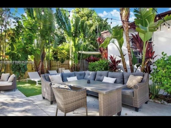 Undisclosed Address #A11963016, Miami FL 33127