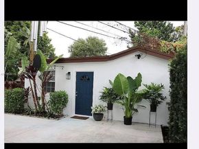 Undisclosed Address #A11963016, Miami FL 33127