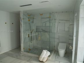 10475 SW 72nd Ave, Pinecrest FL 33156