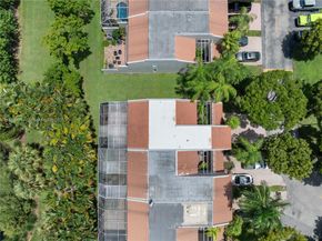9785 NW 45th Ln, Doral FL 33178