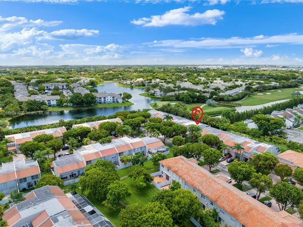 9785 NW 45th Ln, Doral FL 33178