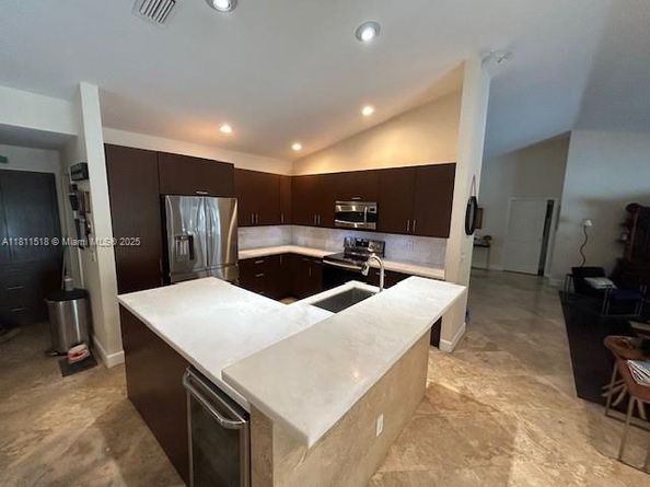 875 NW 108th Ln, Coral Springs FL 33071