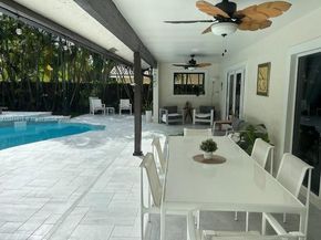 875 NW 108th Ln, Coral Springs FL 33071