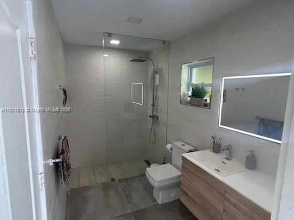 875 NW 108th Ln, Coral Springs FL 33071