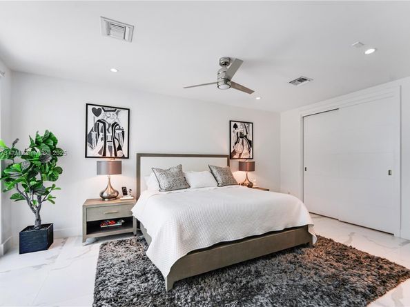 259 Shore Ct, Lauderdale By The Sea FL 33308