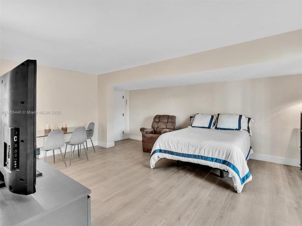 301 Sunrise Dr 1DW, Key Biscayne FL 33149