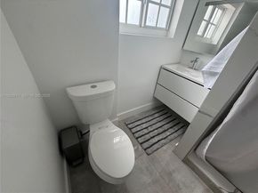 1904 SW 28th St, Fort Lauderdale FL 33315