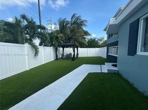 1904 SW 28th St, Fort Lauderdale FL 33315