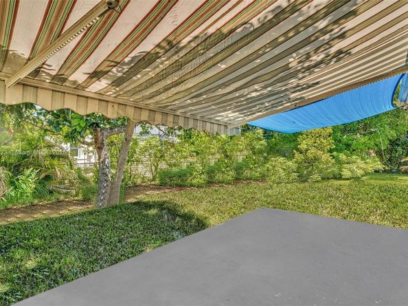 1510 NW 11th Pl, Fort Lauderdale FL 33311