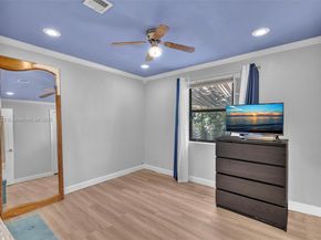 1510 NW 11th Pl, Fort Lauderdale FL 33311