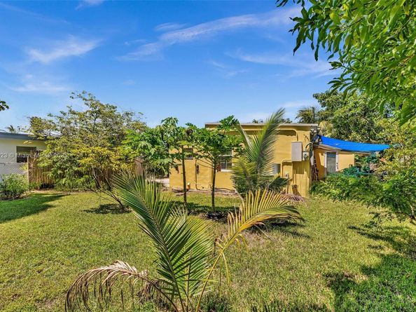 1510 NW 11th Pl, Fort Lauderdale FL 33311