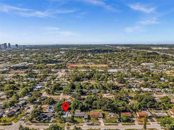 1510 NW 11th Pl, Fort Lauderdale FL 33311