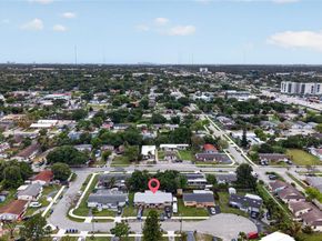 5814 Cleveland St, Hollywood FL 33021
