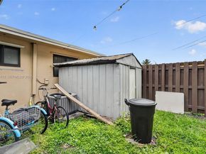 5814 Cleveland St, Hollywood FL 33021