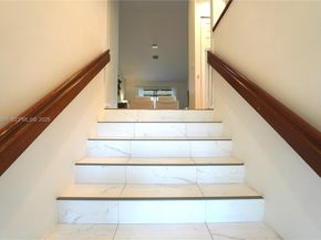 5741 Coach House Cir H, Boca Raton FL 33486