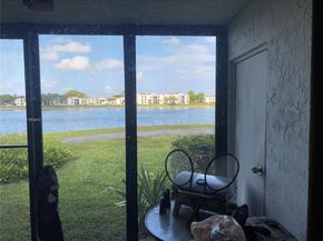 202 Lake Pointe Dr 105, Oakland Park FL 33309