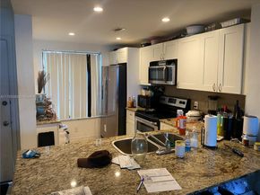 202 Lake Pointe Dr 105, Oakland Park FL 33309