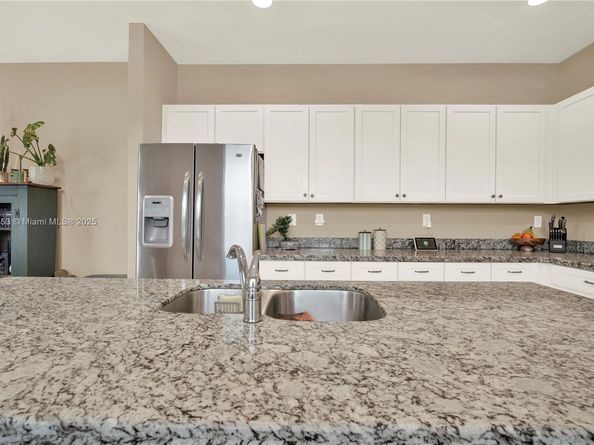 22940 SW 115th Ave, Miami FL 33170
