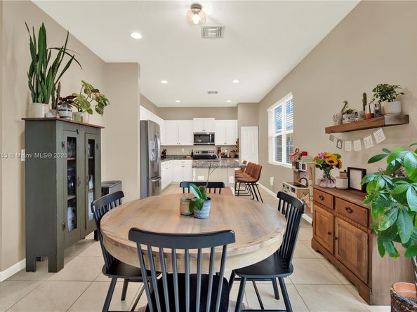 22940 SW 115th Ave, Miami FL 33170