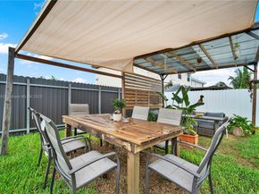 22940 SW 115th Ave, Miami FL 33170
