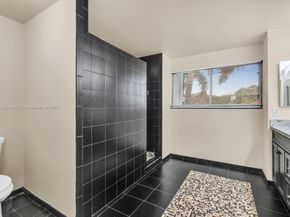2957 Oak Park Cir, Davie FL 33328