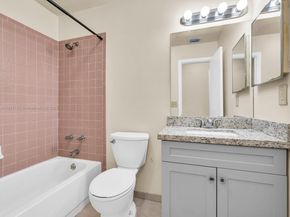 2957 Oak Park Cir, Davie FL 33328