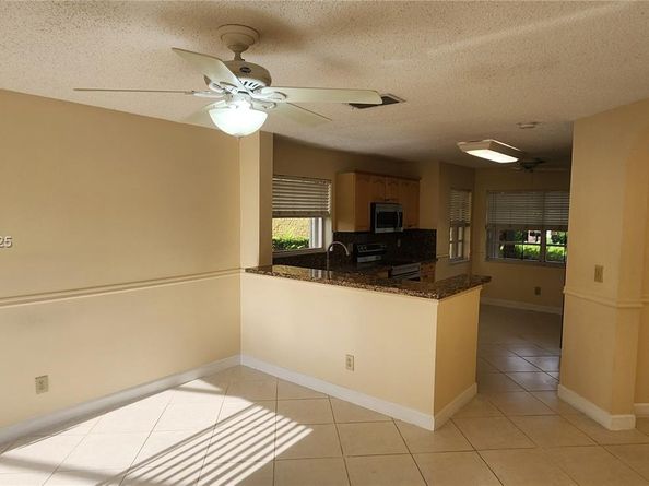 2957 Oak Park Cir, Davie FL 33328