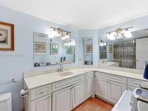 5644 Eagle Lake Dr, Palm Beach Gardens FL 33418